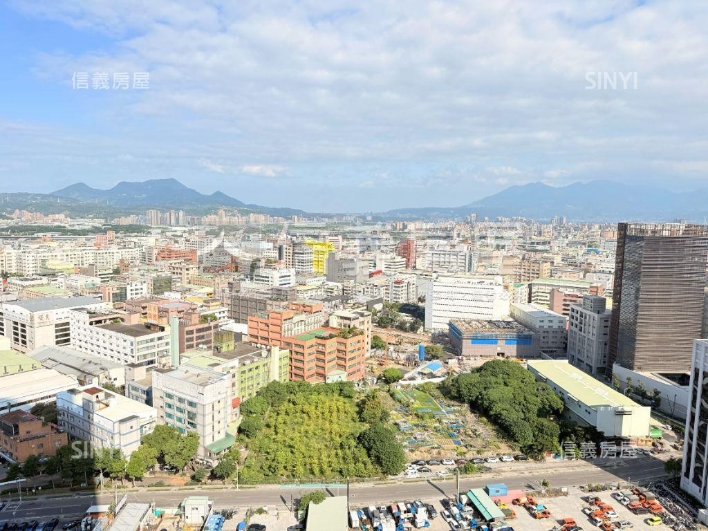 遠雄九五豪華氣派２３樓房屋室內格局與周邊環境
