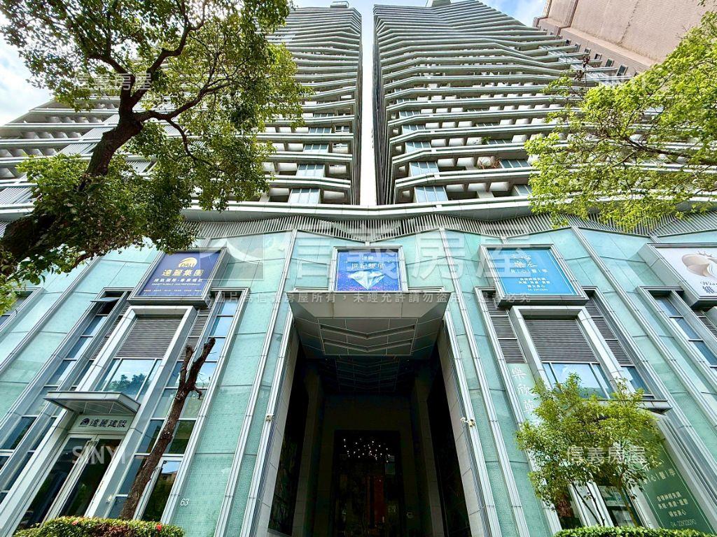 世紀雙星｜高樓景觀２房房屋室內格局與周邊環境