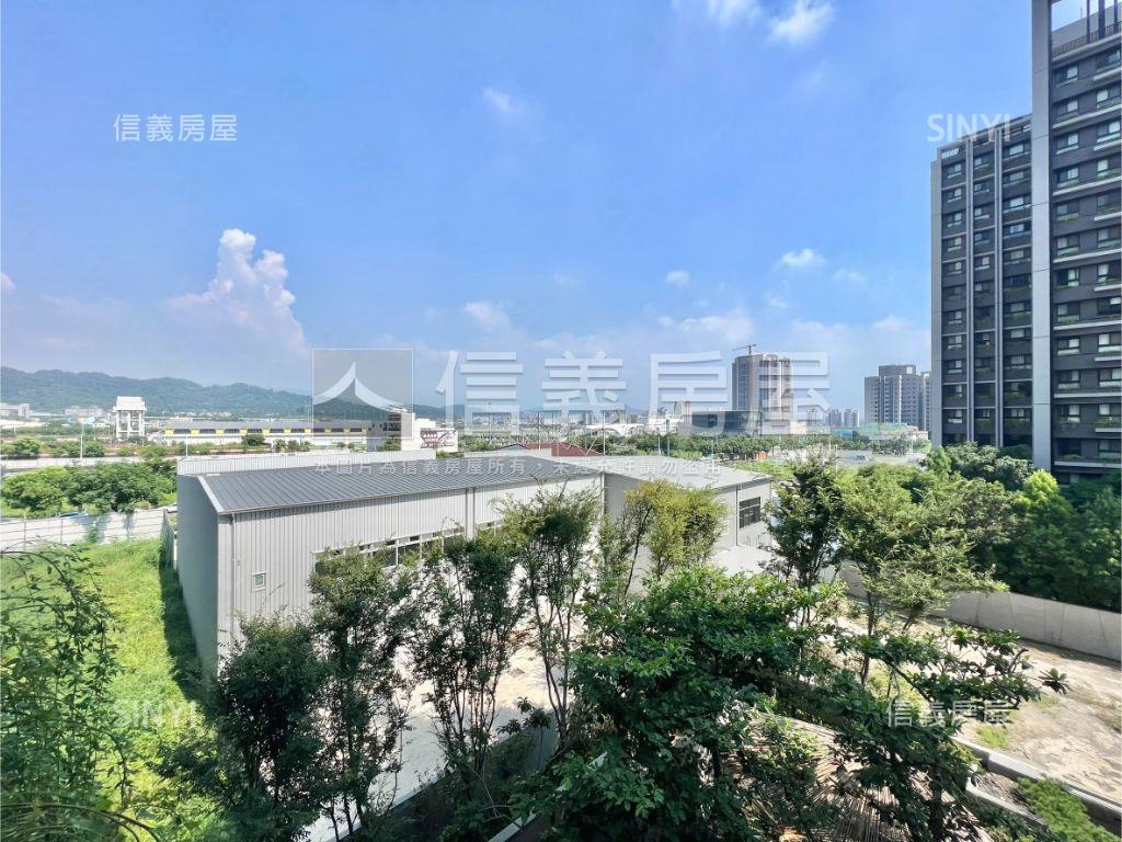 鉅虹嵐Ｃａｓａ三房平車房屋室內格局與周邊環境