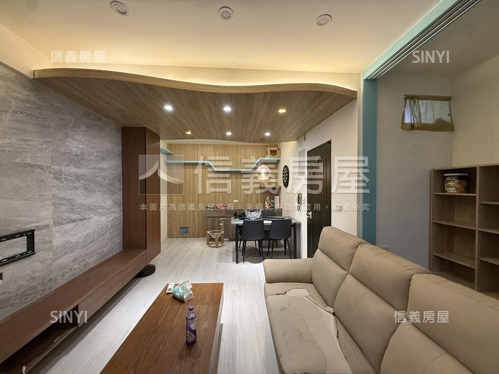 近徐匯捷運巷寬黃金三樓房屋室內格局與周邊環境