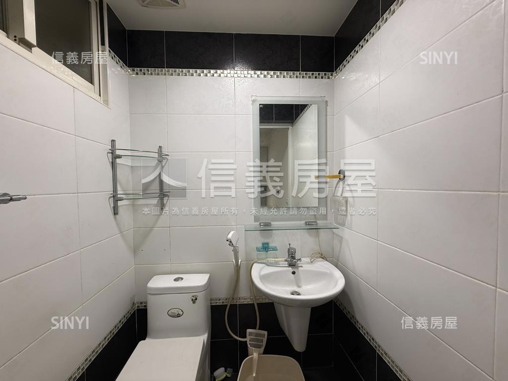 喵喵友善✿近捷運黃金三樓房屋室內格局與周邊環境