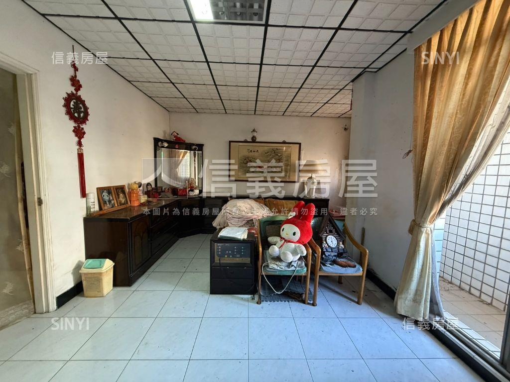 ５．８米面寬方正小別墅房屋室內格局與周邊環境