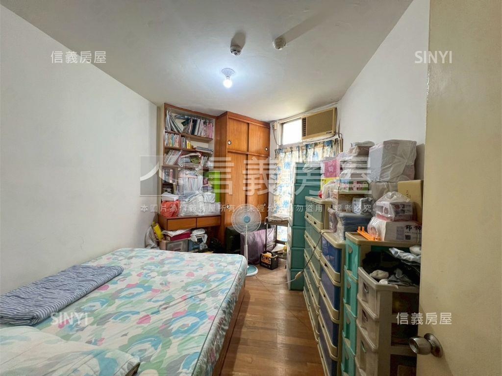 左營果貿低總價成家三房房屋室內格局與周邊環境