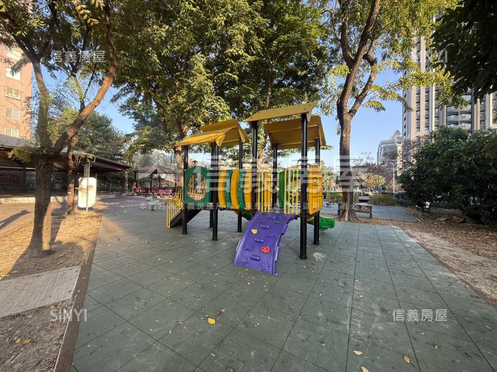 美術Ｗ三房平車視野美屋房屋室內格局與周邊環境