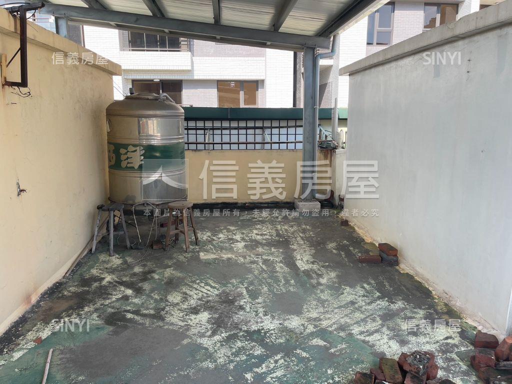 小港樂利吃市金店面房屋室內格局與周邊環境
