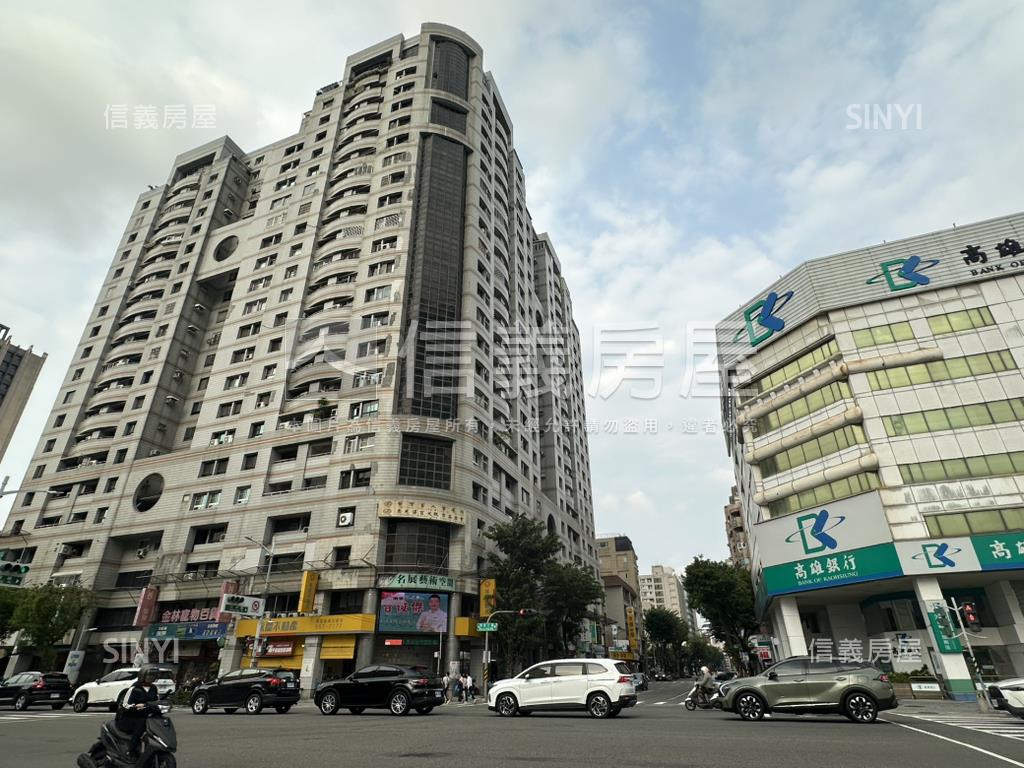 凹子底捷運百貨公園店面房屋室內格局與周邊環境