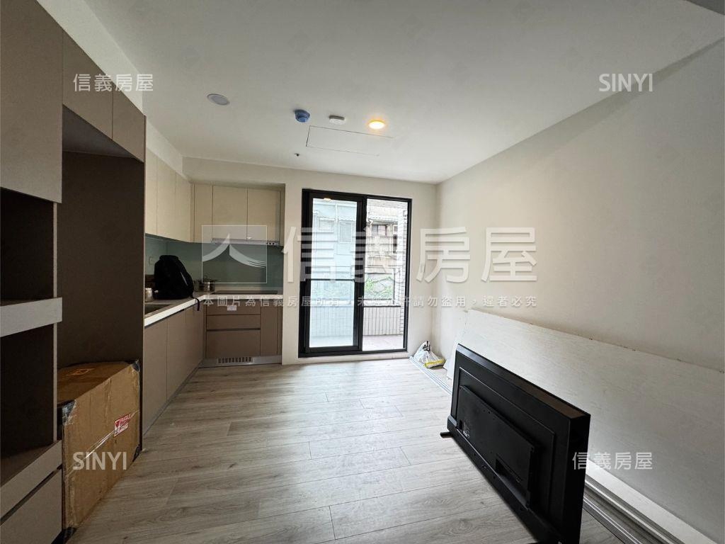 鼎泰中城雙衛浴房屋室內格局與周邊環境
