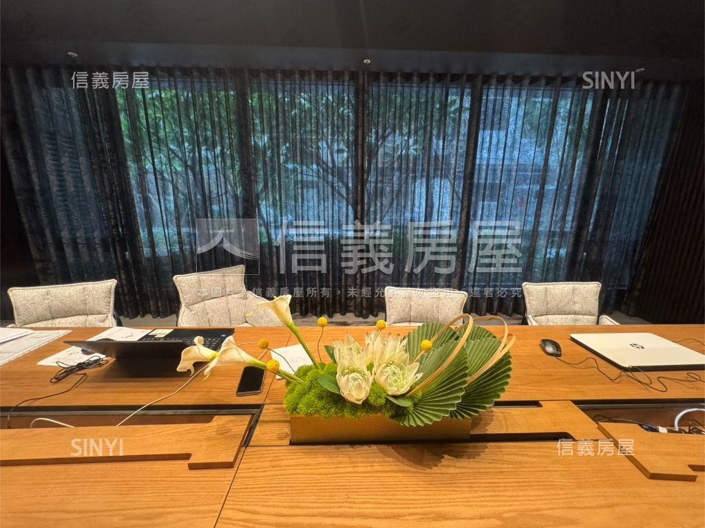 鼎泰中城雙衛浴房屋室內格局與周邊環境