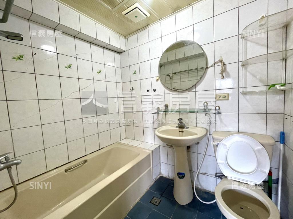 面柳川河畔三房車位房屋室內格局與周邊環境