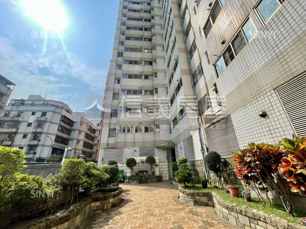 面柳川河畔三房車位房屋室內格局與周邊環境