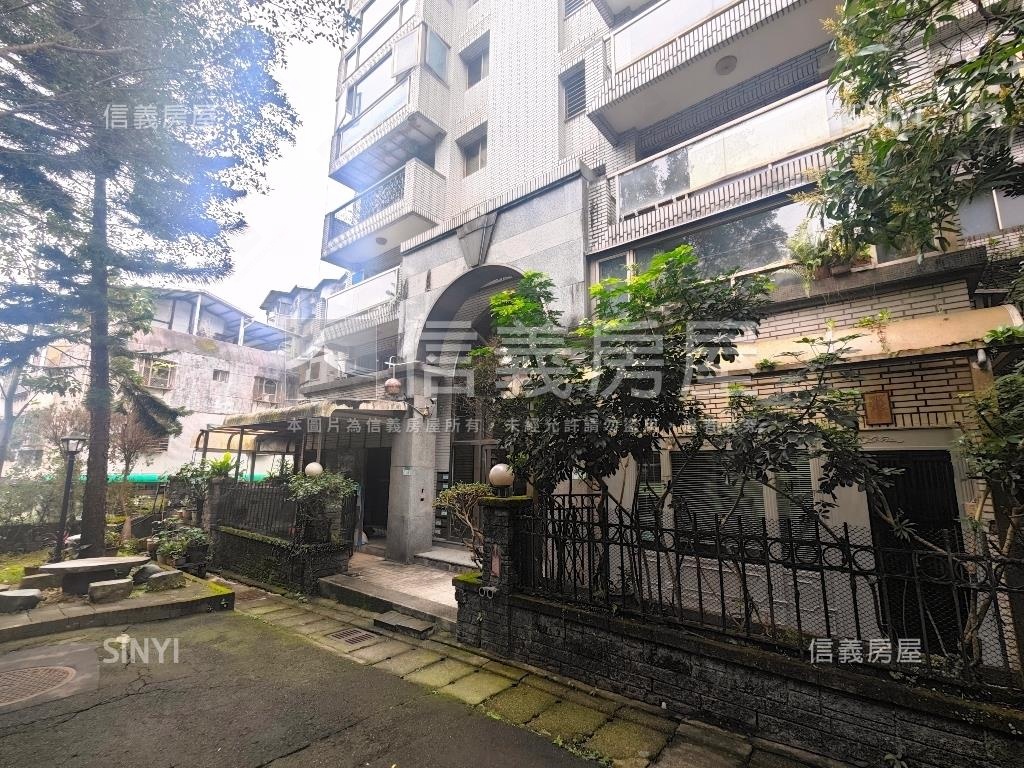 公園樹海捷運華廈房屋室內格局與周邊環境