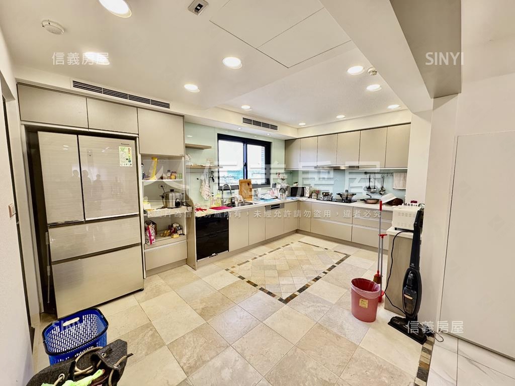 昌益高第・質感３房房屋室內格局與周邊環境