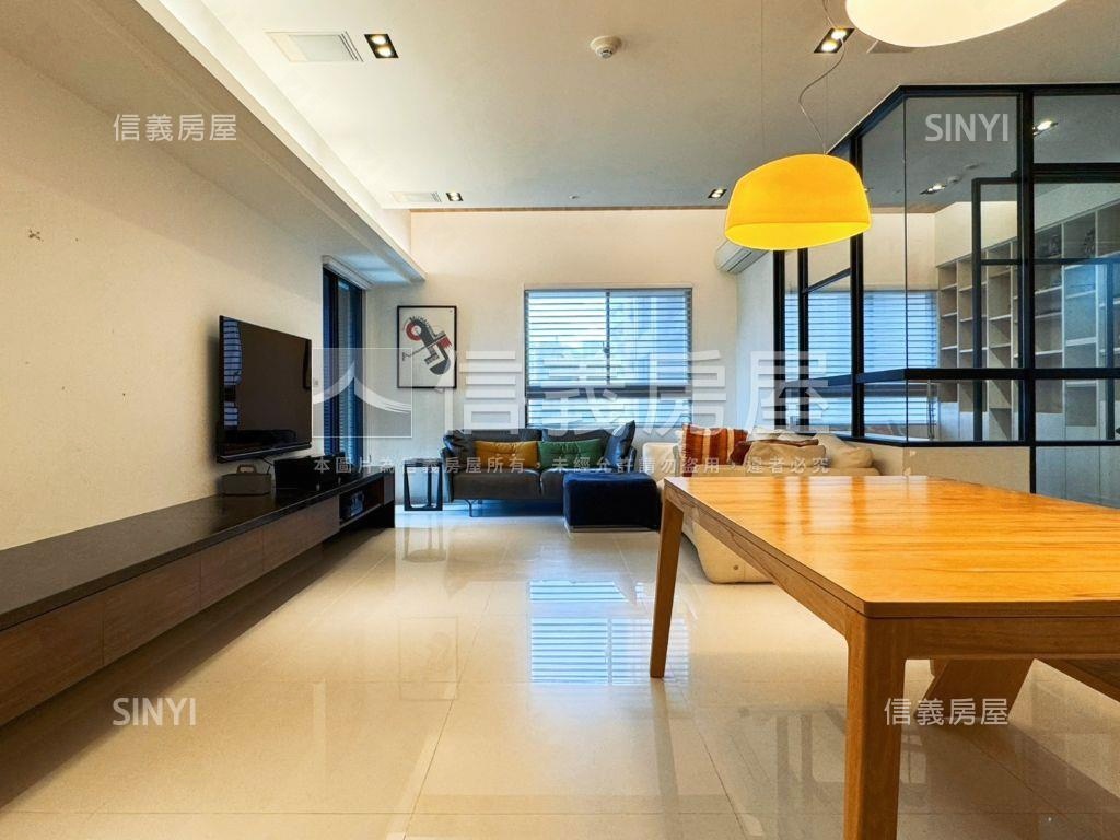 ＳＲＣ鋼骨．絕美豪邸房屋室內格局與周邊環境