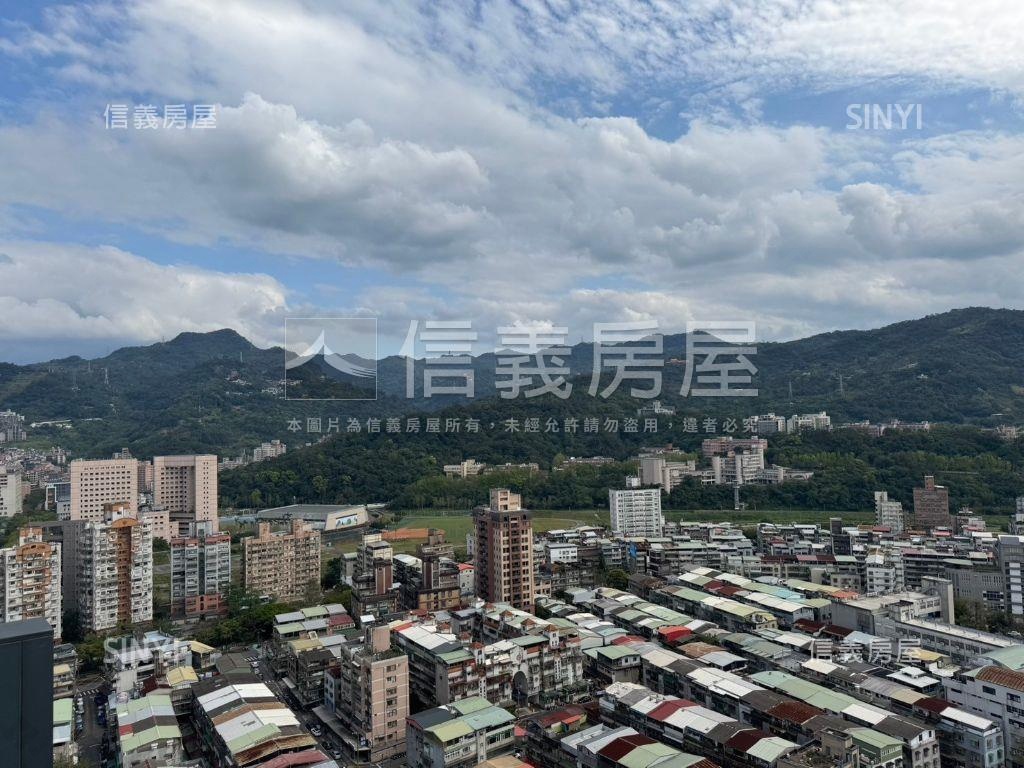 ＳＲＣ鋼骨．絕美豪邸房屋室內格局與周邊環境