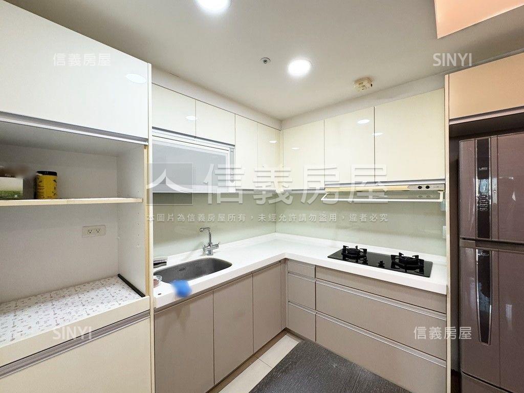 ⭐近高鐵絕頂３房＋１平車房屋室內格局與周邊環境