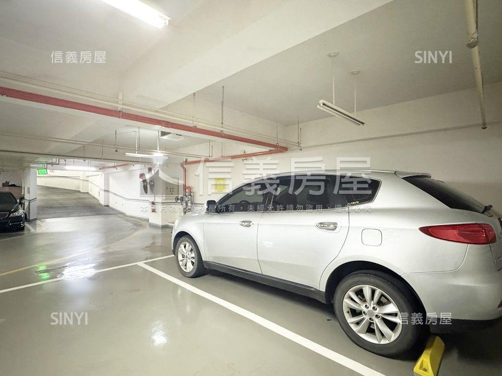 ⭐近高鐵絕頂３房＋１平車房屋室內格局與周邊環境