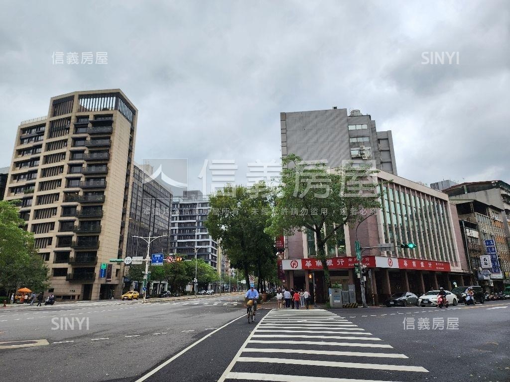 古亭＿＿中正國中電梯三房房屋室內格局與周邊環境