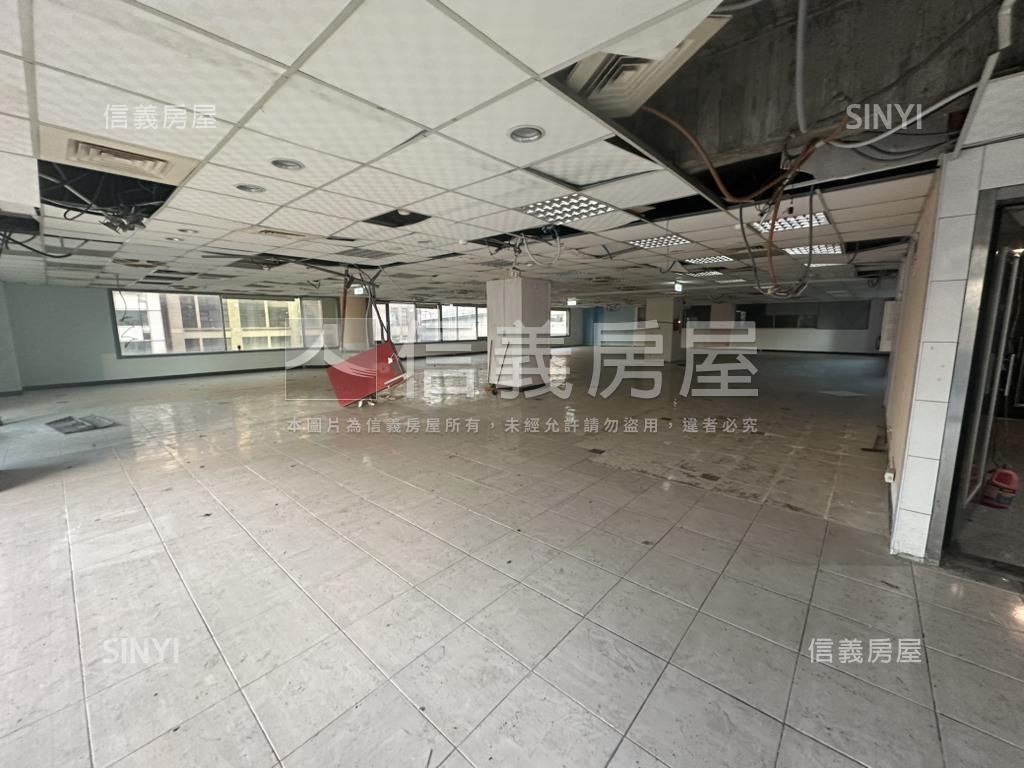 南京三民站辦公附平面車位房屋室內格局與周邊環境