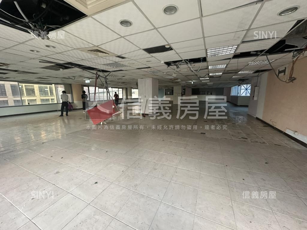 南京三民站辦公附平面車位房屋室內格局與周邊環境