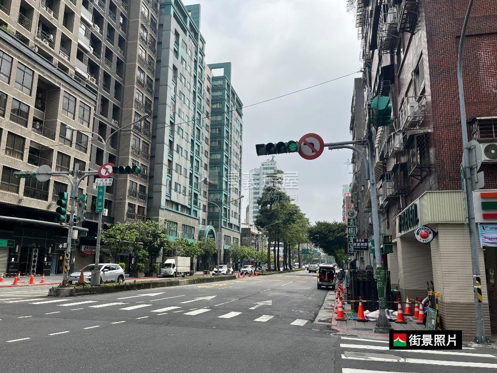 ☺永吉路｜亮眼收租金店房屋室內格局與周邊環境
