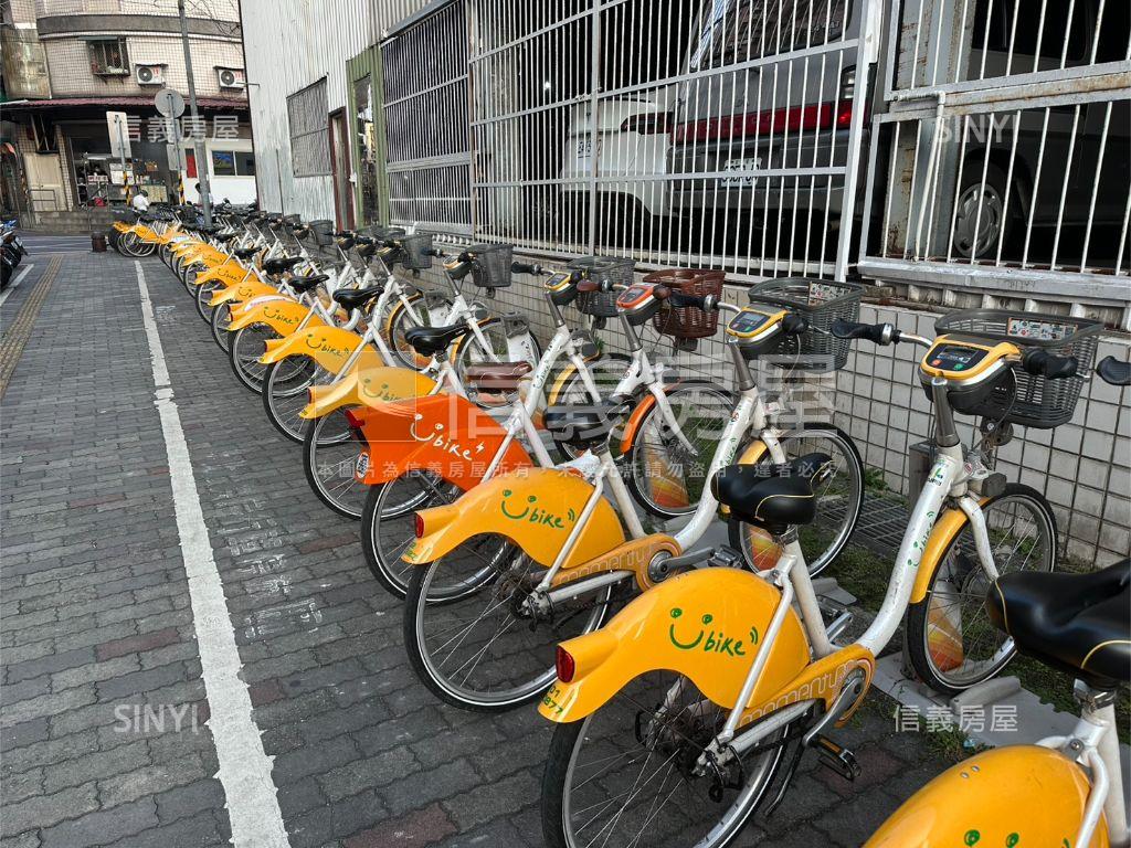 青雲華城㊣大空間有車位房屋室內格局與周邊環境