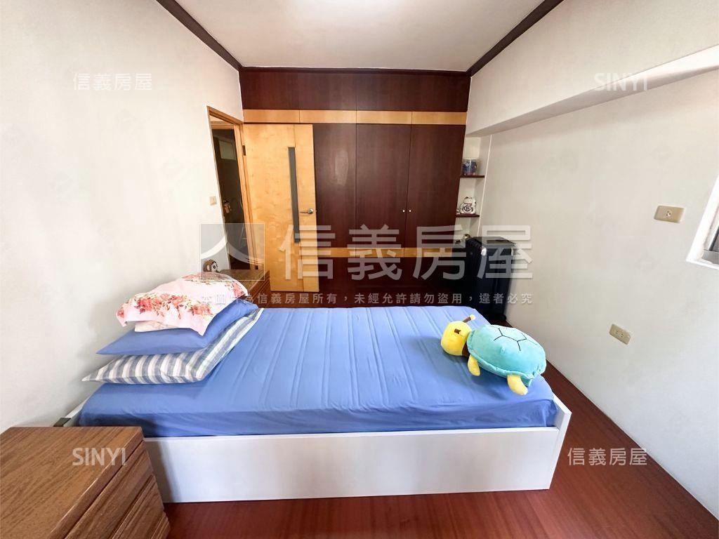 近中山醫。近捷運平車房屋室內格局與周邊環境