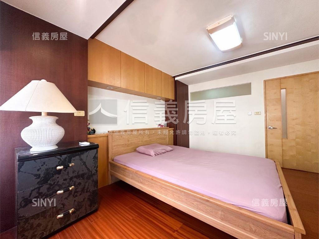 近中山醫。近捷運平車房屋室內格局與周邊環境