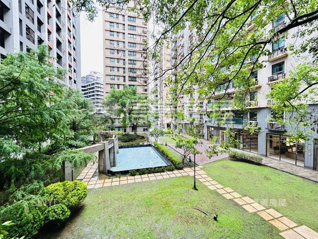 里御大砌超值美屋四房房屋室內格局與周邊環境