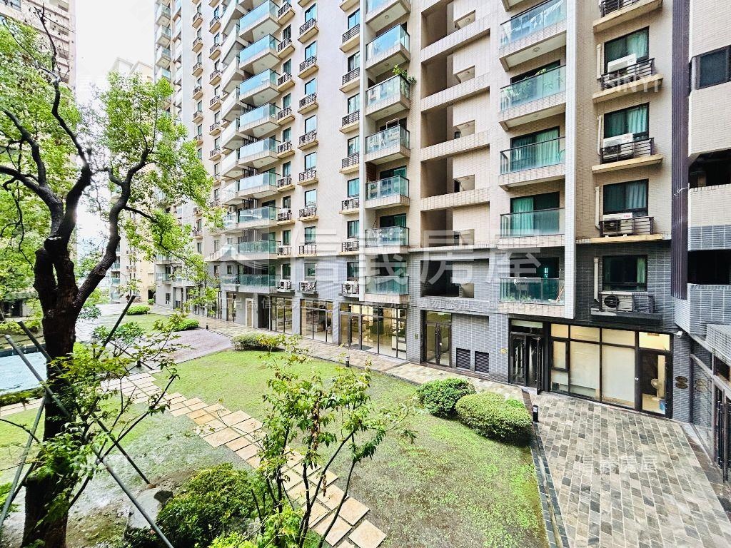 里御大砌超值美屋四房房屋室內格局與周邊環境