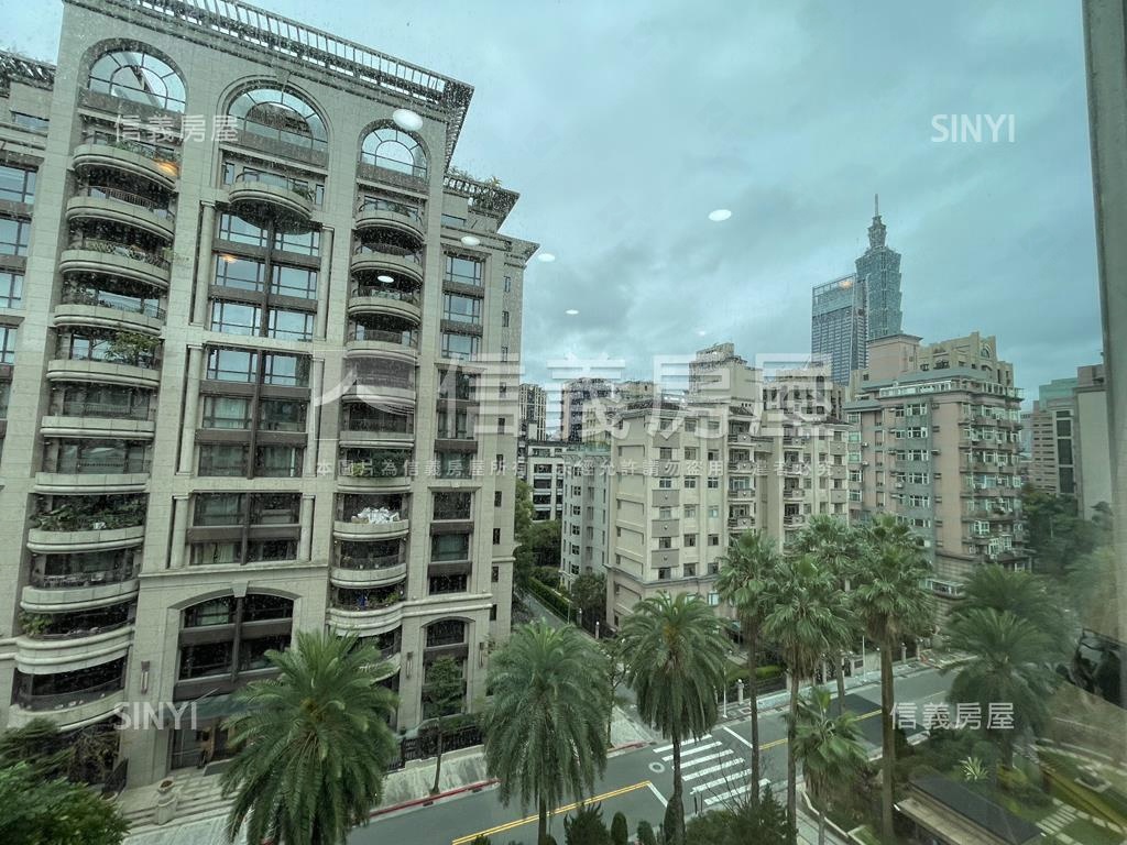 冠德花園城堡稀有釋出房屋室內格局與周邊環境