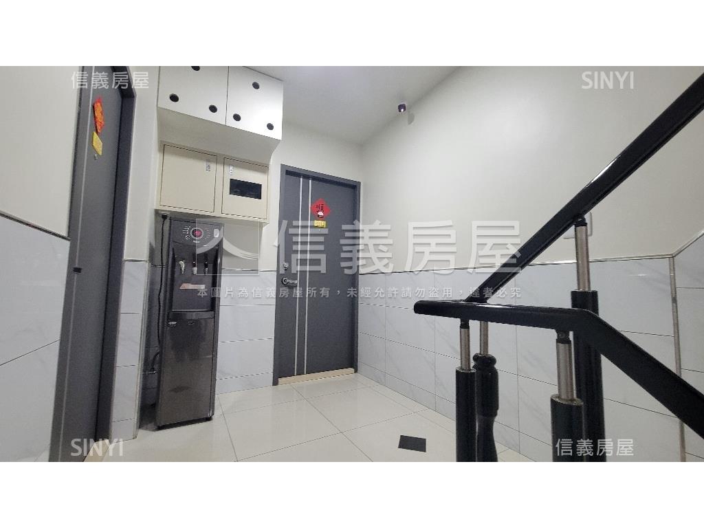 近未來捷運中正路收租透店房屋室內格局與周邊環境