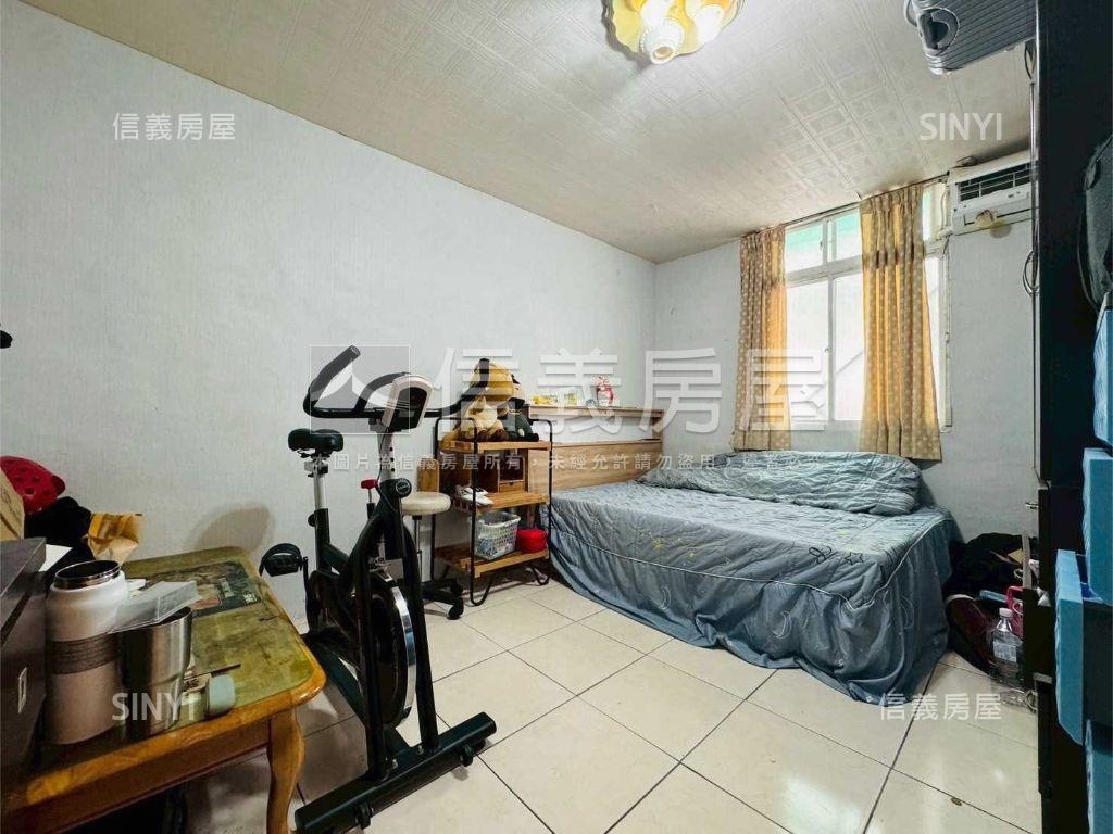 近車站低總價３房１室美屋房屋室內格局與周邊環境