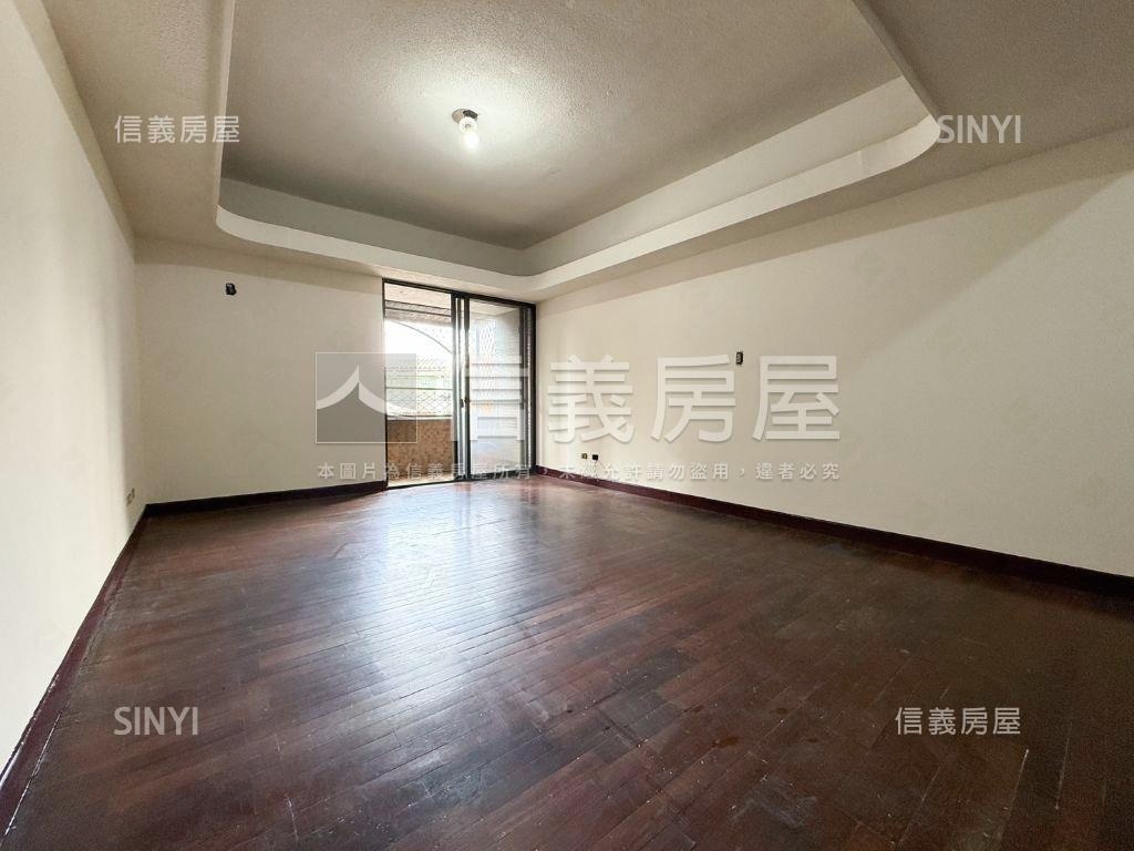 【捷運站旁】電梯全天管理房屋室內格局與周邊環境