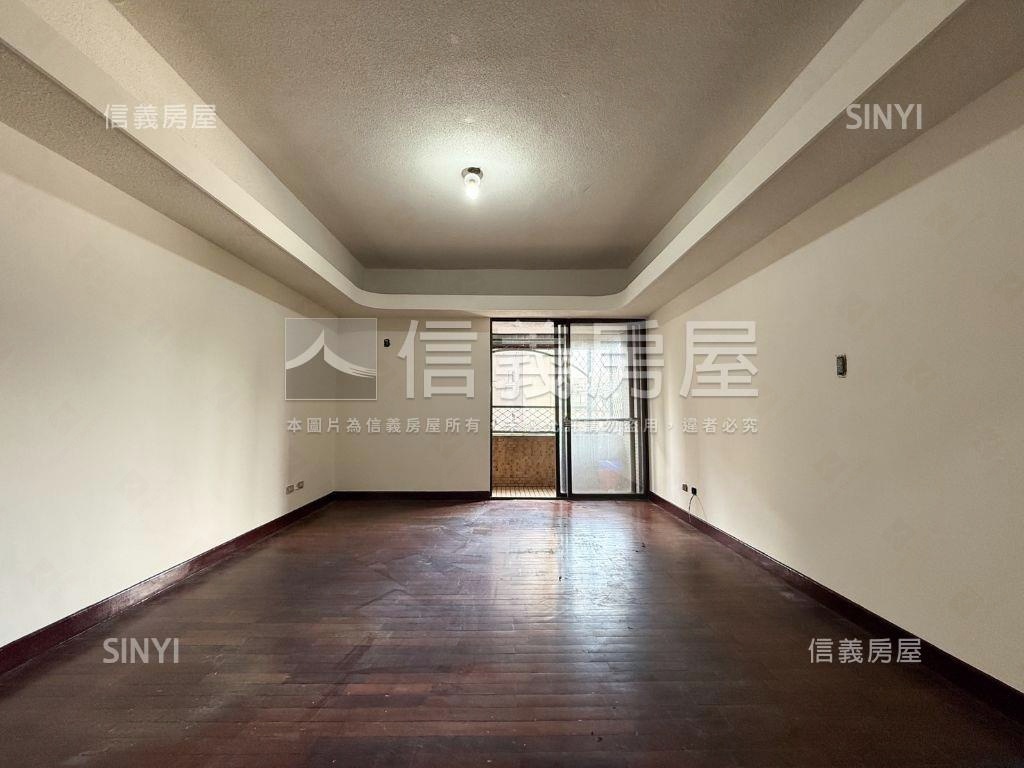 【捷運站旁】電梯全天管理房屋室內格局與周邊環境