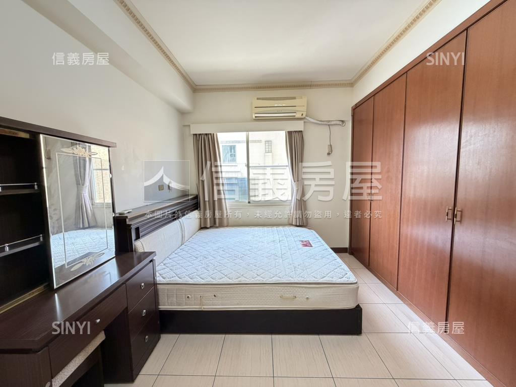 公園臻邸大廈３房平車房屋室內格局與周邊環境