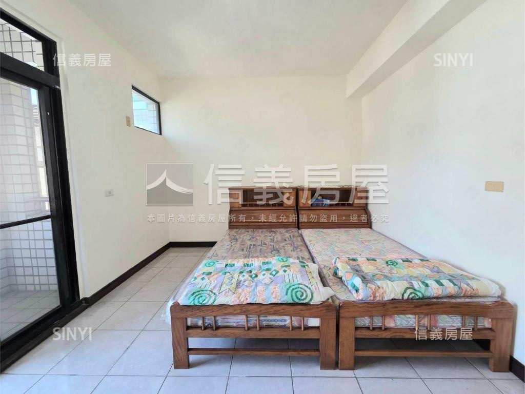 松竹西街車庫透天房屋室內格局與周邊環境