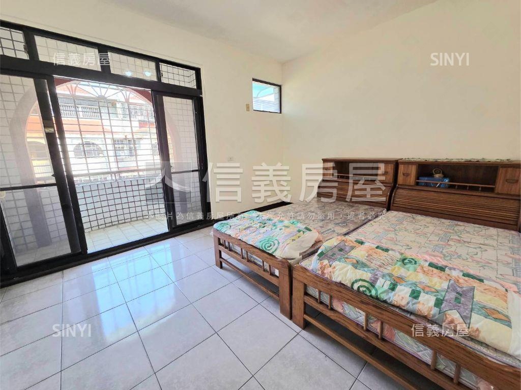 松竹西街車庫透天房屋室內格局與周邊環境