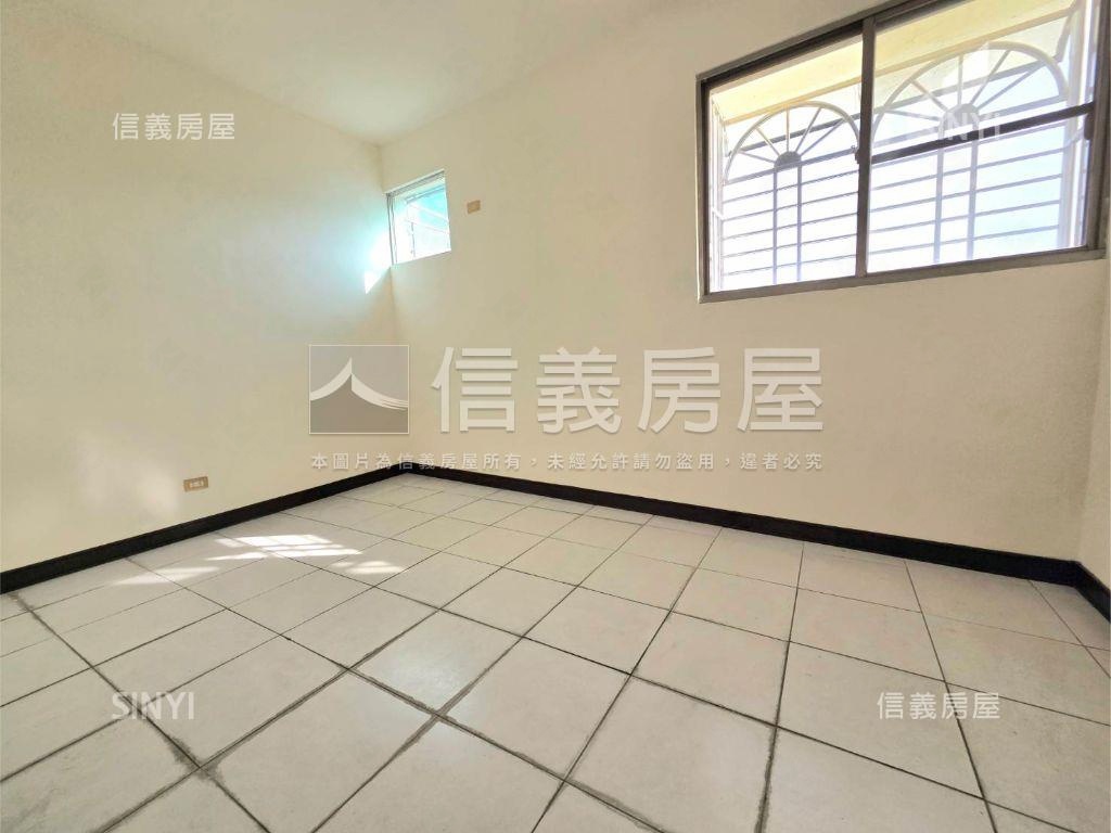 松竹西街車庫透天房屋室內格局與周邊環境