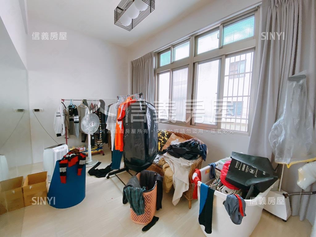 宋屋公園旁大地坪透天房屋室內格局與周邊環境