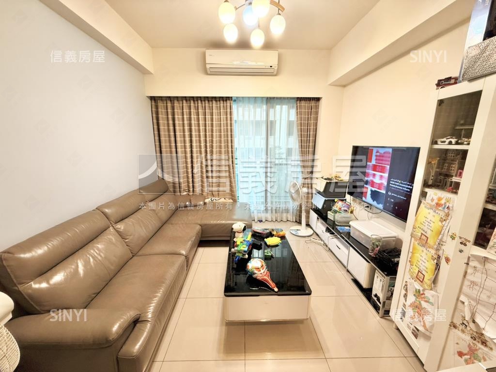 屋齡約６年意想不到好入手房屋室內格局與周邊環境