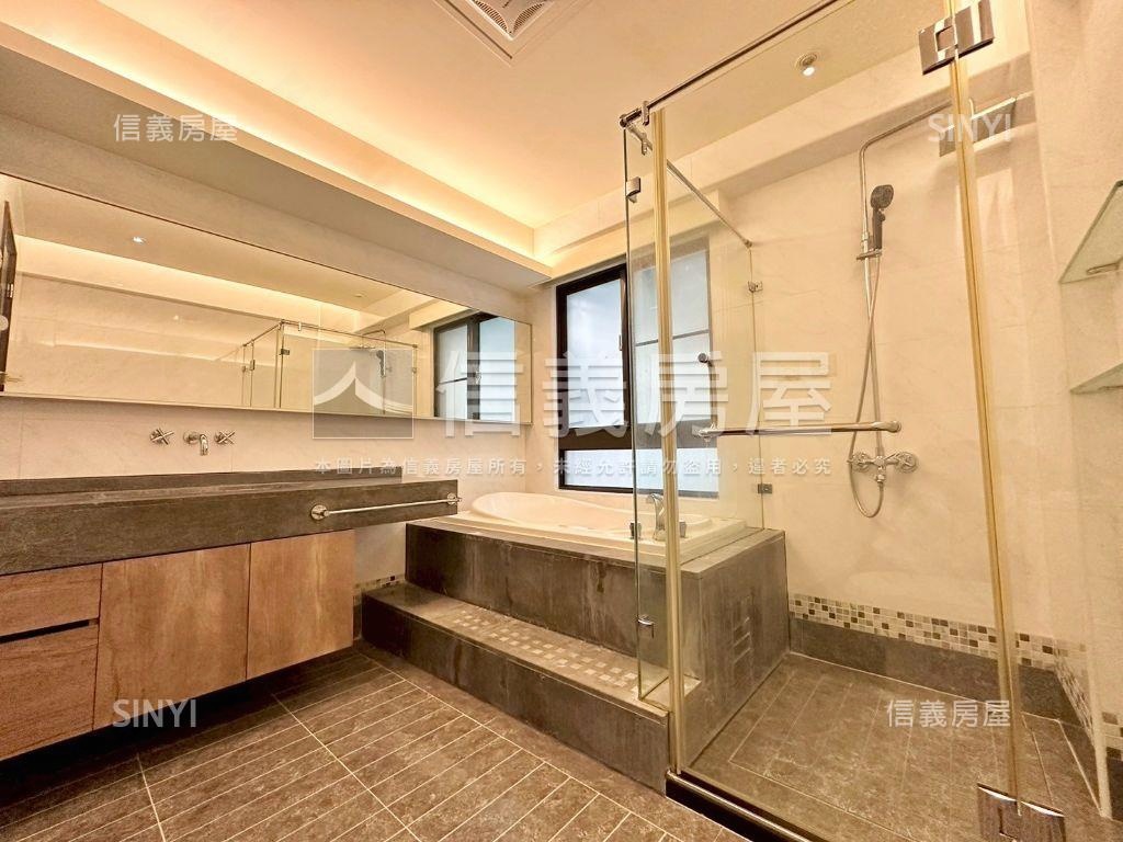 仁武慈惠三街質感美墅房屋室內格局與周邊環境