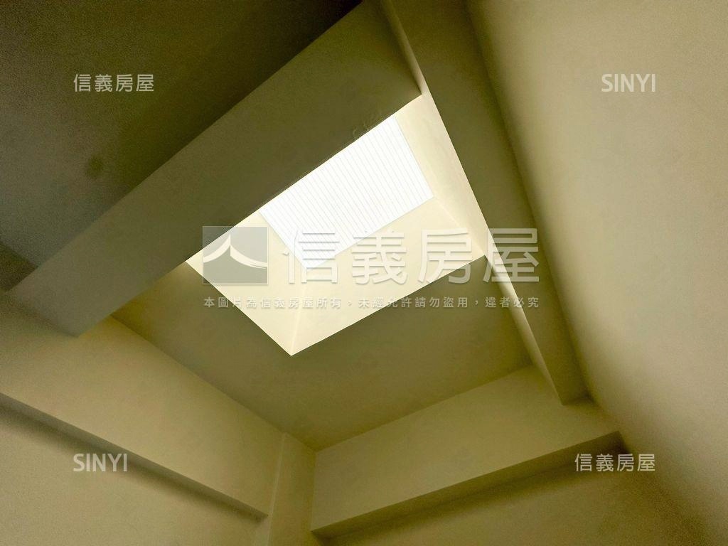 仁武慈惠三街質感美墅房屋室內格局與周邊環境