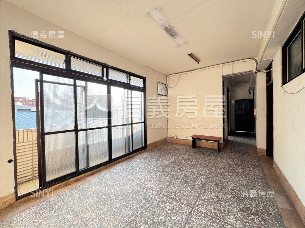 大連路大空間公寓！房屋室內格局與周邊環境