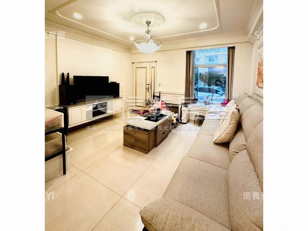 藝文精裝卡洛林店墅房屋室內格局與周邊環境