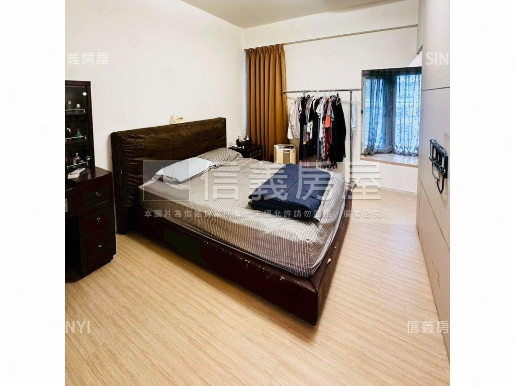 藝文精裝卡洛林店墅房屋室內格局與周邊環境