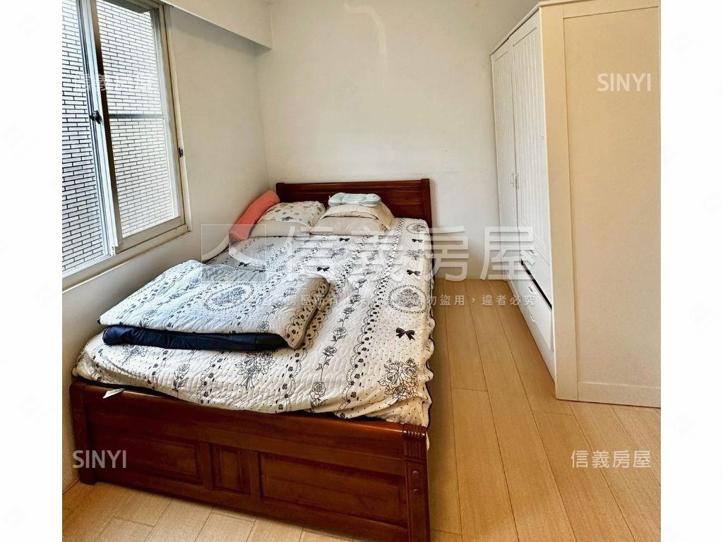 藝文精裝卡洛林店墅房屋室內格局與周邊環境