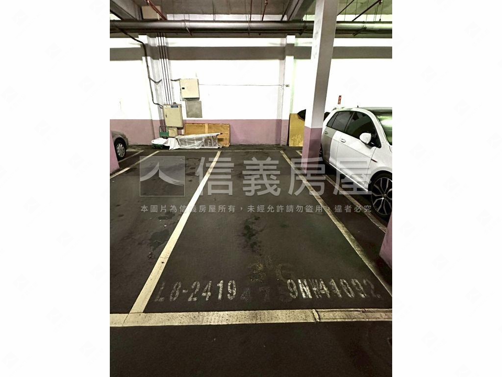 藝文精裝卡洛林店墅房屋室內格局與周邊環境