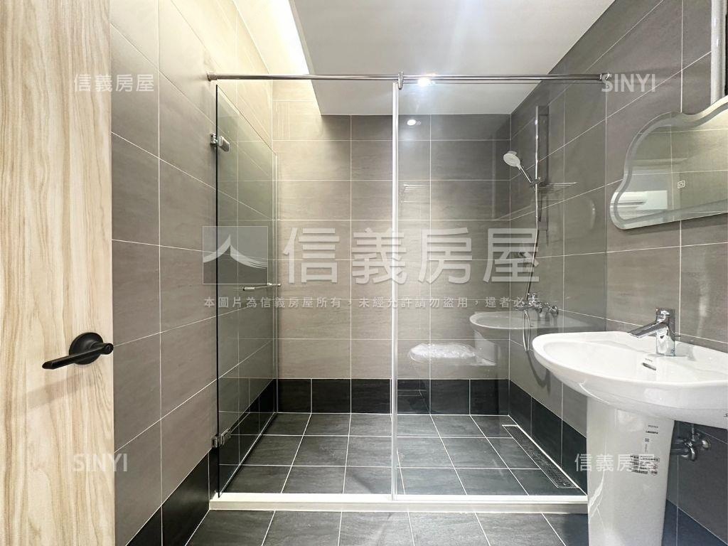 採光美裝公寓３樓房屋室內格局與周邊環境