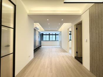 黃金三樓雙衛三房