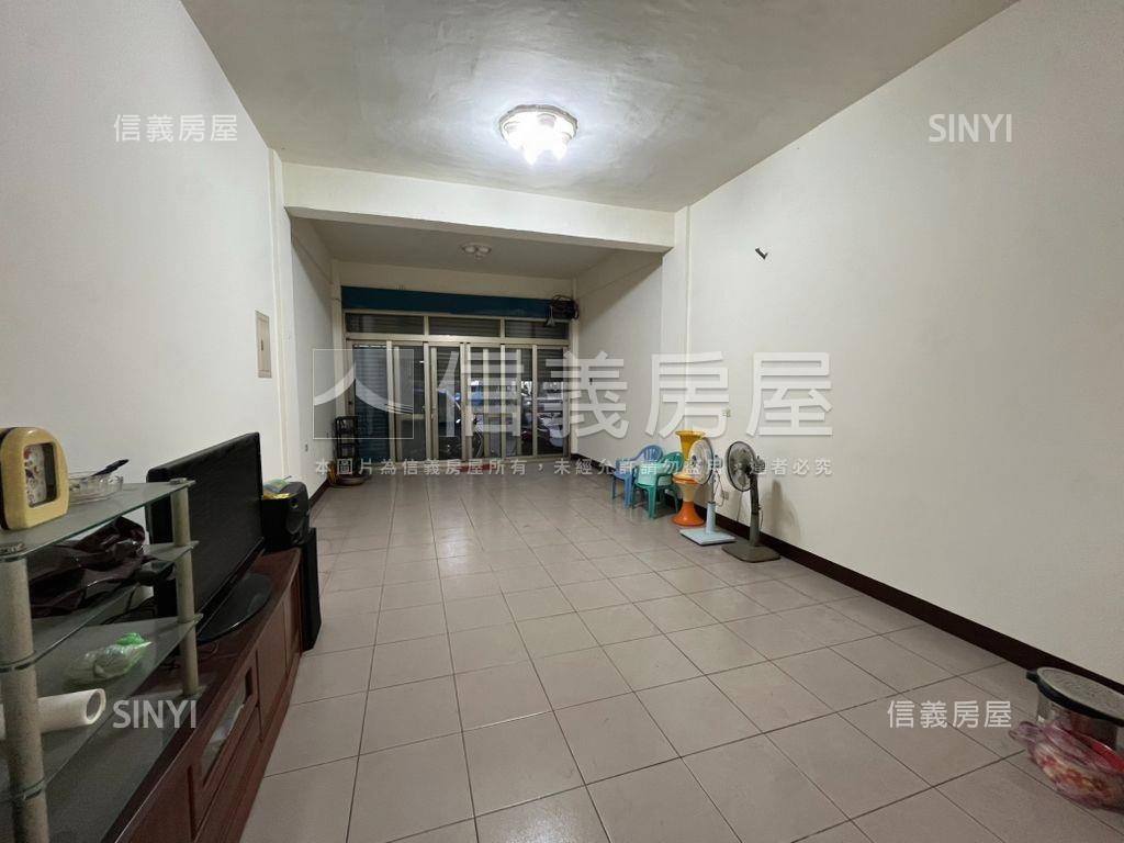 未來捷運中正路店面房屋室內格局與周邊環境